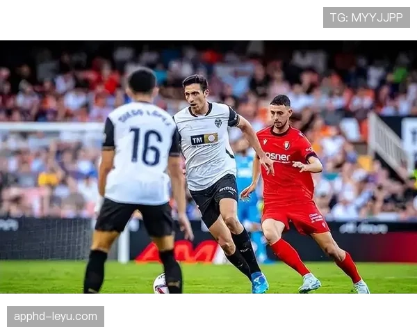 瓦伦西亚传统豪门地位下滑,对西甲竞争格局带来阶段性变化 瓦伦西亚传统豪门地位下滑,对西甲竞争格局带来阶段性变化