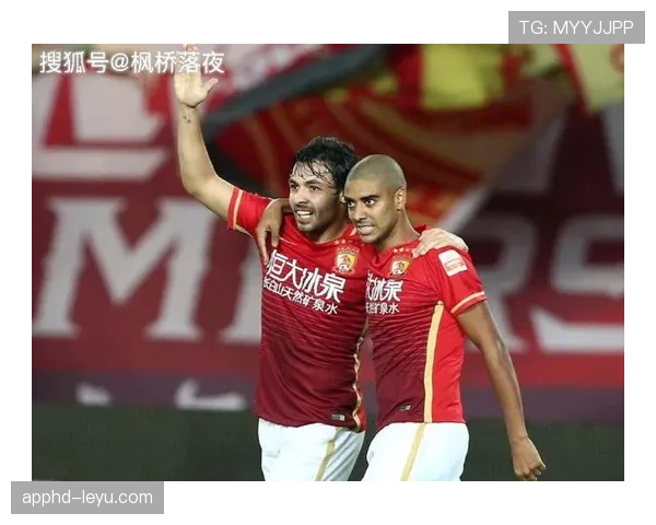 汉密尔顿无球移动促成高效得分，领先同期锋线射手显著提升球队锋线威胁